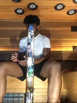 EricSwainn901 online show from March 30, 1:39 am