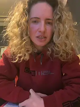 curlyirishgirl online show from March 2, 12:02 am