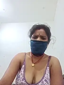 Hot chani online show from April 19, 9:28 pm