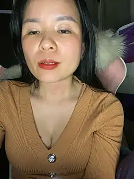 Ivy Trix2 online show from March 11, 6:47 pm