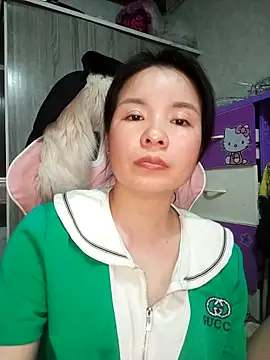 Ivy Trix2 online show from April 5, 3:09 pm