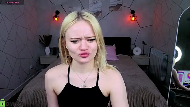 Tessa Ashe online show from April 3, 9:18 am