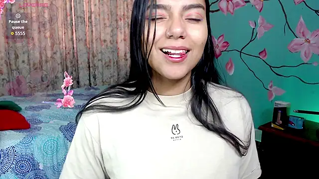 NoelleVireaux online show from February 28, 12:06 pm