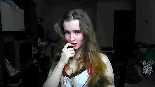 Adelinevibe online show from March 1, 7:10 am