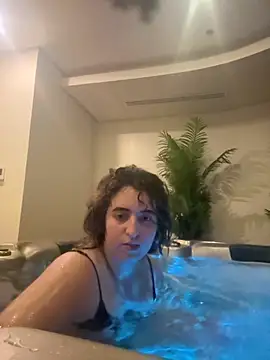 Snapshot of yassiestar chatting on February 27, 12:49 pm yassiestar online show from February 27, 12:49 pm