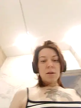 QuietButHungry online show from March 2, 5:08 am