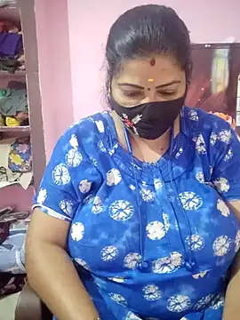 Snapshot of tamil_lathikaaa chatting on March 3, 3:34 am tamil lathikaaa online show from March 3, 3:34 am