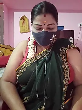 Snapshot of tamil_lathikaaa chatting on May 26, 5:14 am tamil lathikaaa online show from May 26, 5:14 am