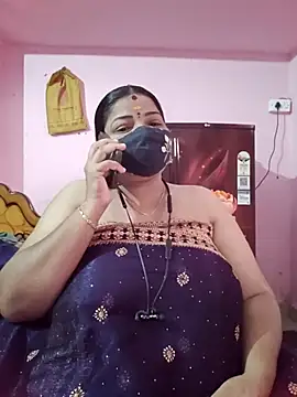 Snapshot of tamil_lathikaaa chatting on May 29, 8:01 am tamil lathikaaa online show from May 29, 8:01 am