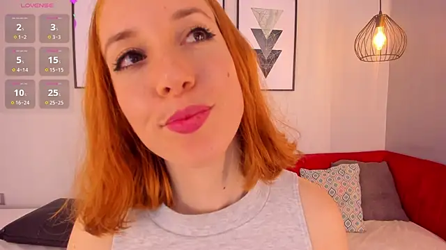 Snapshot of ariavelvet_ chatting on June 25, 3:17 am ariavelvet online show from June 25, 3:17 am
