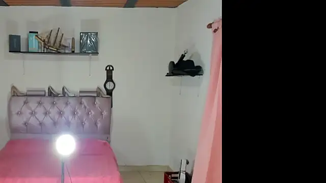 katleya funny online show from June 1, 11:01 am