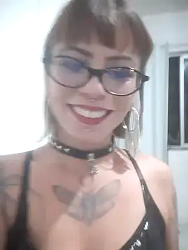 Snapshot of melmel192 chatting on March 3, 3:23 am melmel192 online show from March 3, 3:23 am