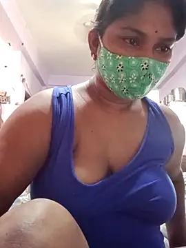 Snapshot of sexyladdupilla chatting on May 16, 2:19 am sexyladdupilla online show from May 16, 2:19 am