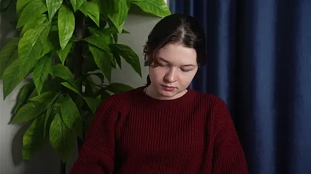 Snapshot of TondaTomaino chatting on February 26, 11:42 am TondaTomaino online show from February 26, 11:42 am