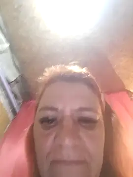 Belowa7364 online show from April 4, 11:57 pm