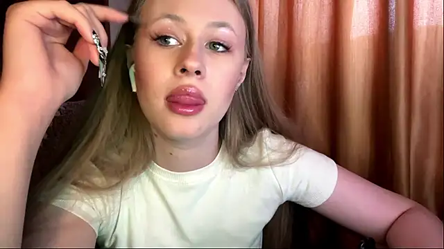 lisa high online show from February 27, 8:14 am