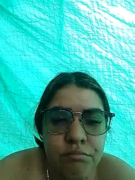 single kitten online show from March 18, 2:31 pm