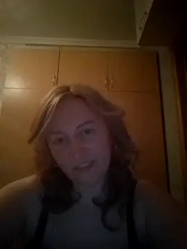 ChristinaYork online show from April 17, 6:33 pm