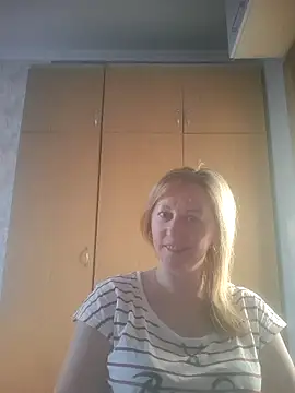 ChristinaYork online show from May 7, 3:56 am