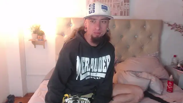 Rommen N Zoe online show from April 9, 11:21 pm