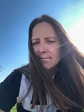 xxxPlayboydollxxx online show from April 5, 12:46 pm