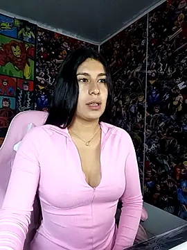 charlottte wh online show from April 13, 9:59 am