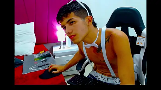 pipe hot04 online show from March 12, 2:18 am