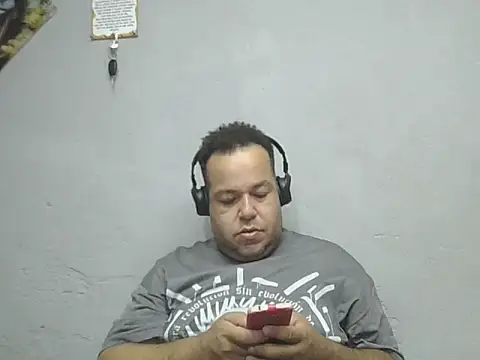 UrsoBissexualPauGrosso online show from March 28, 12:32 am