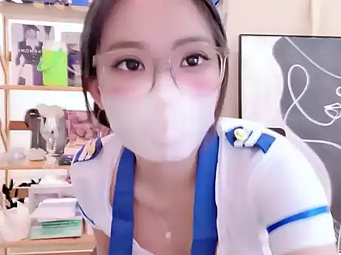 Snapshot of RG_Lenalyy chatting on May 15, 2:07 am RG Lenalyy online show from May 15, 2:07 am