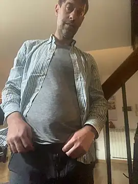 Alessandro7979 online show from April 2, 1:42 pm