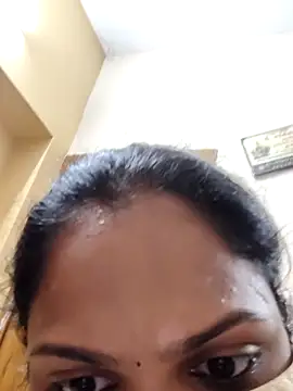 Tamil Hot Saranya online show from March 2, 5:42 pm