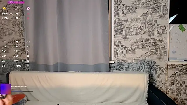 Snapshot of burning_g1rl chatting on March 2, 7:10 pm burning g1rl online show from March 2, 7:10 pm