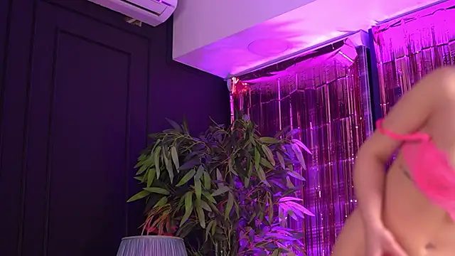 AlessiaNoire online show from April 10, 5:50 pm