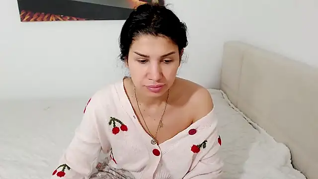 NickyHotXO online show from April 17, 4:15 am