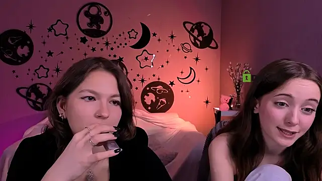 chloe ley online show from April 8, 1:00 pm