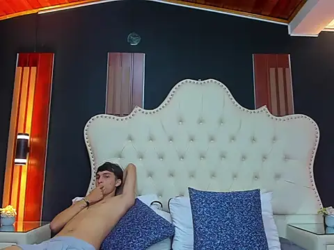 Snapshot of AnnyANDnoah chatting on February 28, 1:01 pm AnnyANDnoah online show from February 28, 1:01 pm