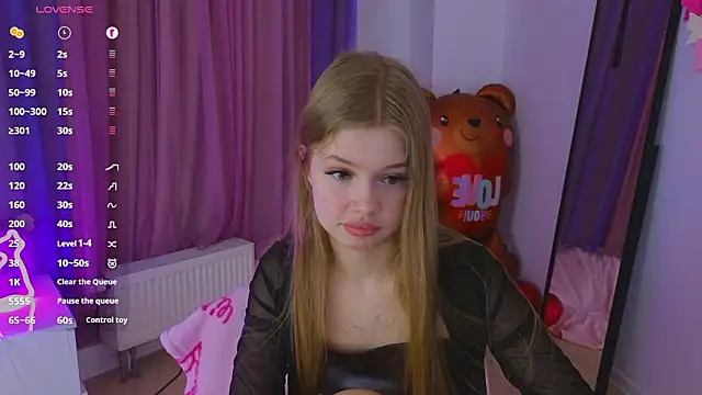 Snapshot of belrinaa chatting on March 18, 10:13 pm belrinaa online show from March 18, 10:13 pm