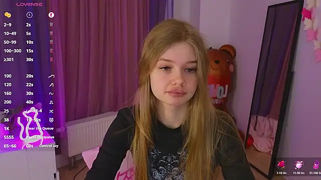 Snapshot of belrinaa chatting on March 30, 8:32 pm belrinaa online show from March 30, 8:32 pm