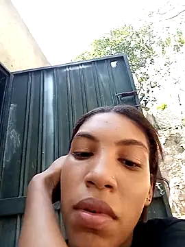 ginevere 20 online show from April 12, 8:14 pm