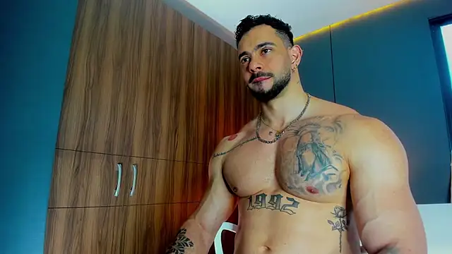 massimo visconti online show from April 13, 4:45 pm