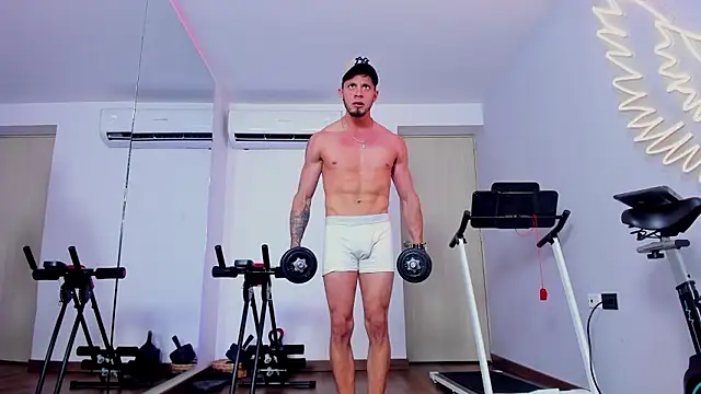 Snapshot of mike_burke chatting on March 1, 7:16 pm mike burke online show from March 1, 7:16 pm