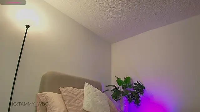 tammyyyy   online show from June 3, 2:14 am
