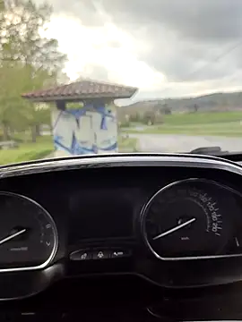 lui8181 online show from April 2, 4:48 pm