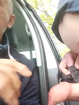 lui8181 online show from April 11, 3:49 pm