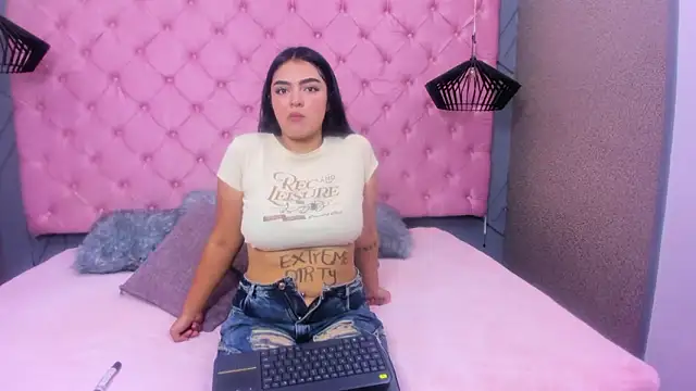 SARA HORNY- online show from March 28, 3:28 am