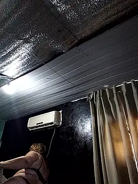 momismilf544 online show from March 31, 5:24 pm