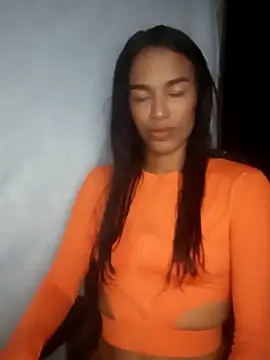 FlorSalvaje  online show from April 2, 12:41 am