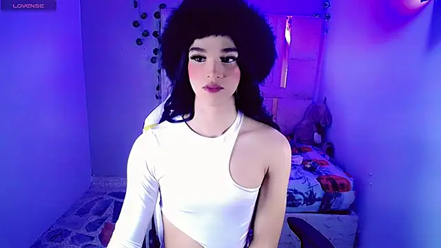 Snapshot of Sophiaa_doll_ chatting on May 30, 4:20 am Sophiaa doll online show from May 30, 4:20 am