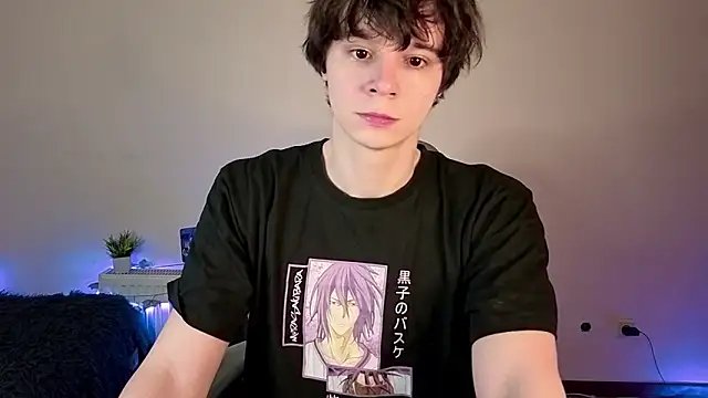 AnthonyCuutie online show from June 4, 4:51 am