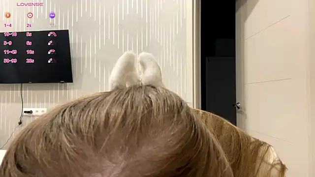 Snapshot of Anika_Socutehe chatting on June 4, 9:10 pm Anika Socutehe online show from June 4, 9:10 pm